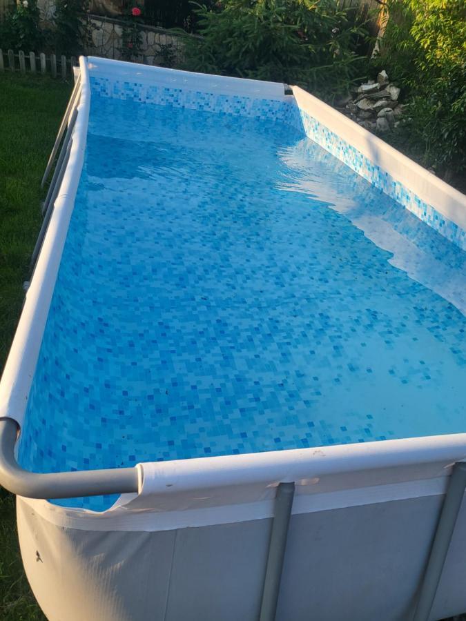 Вилла Vila Ana Cu Terasa Gratar Si Jacuzzi Сату-Маре Экстерьер фото